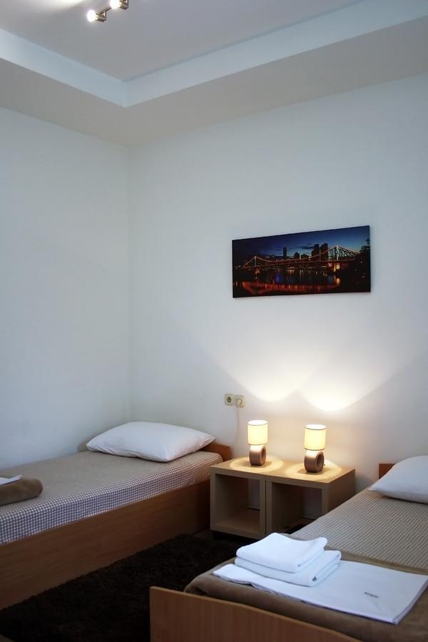Rooms Fitea 奥西耶克 外观 照片